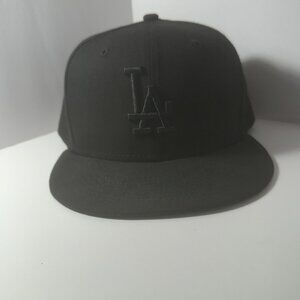 Los Angeles Dodgers MLB Blackout Fitted Baseball hat Black Noir Size 7.5/8